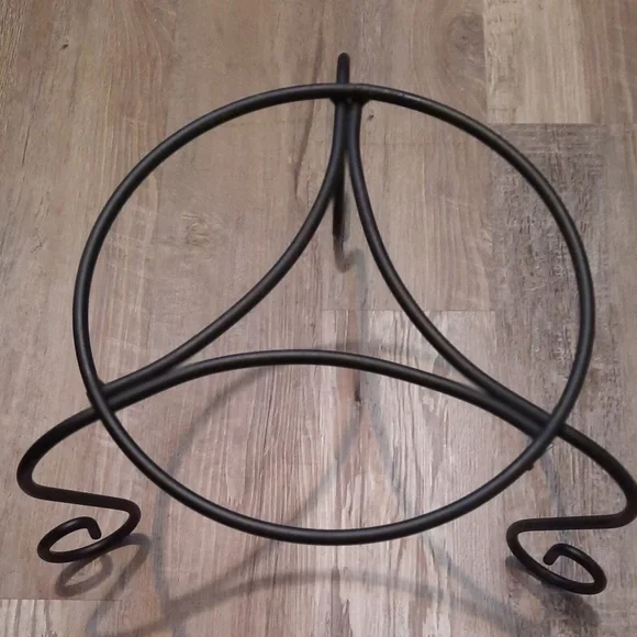Vigoro Black Metal Plant Stand - Picture 2 of 3